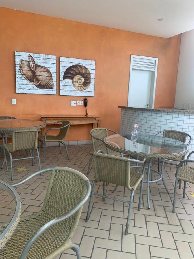 Flat Iate Clube Home Experience Praia Do Canto Vitoria Bagian luar foto