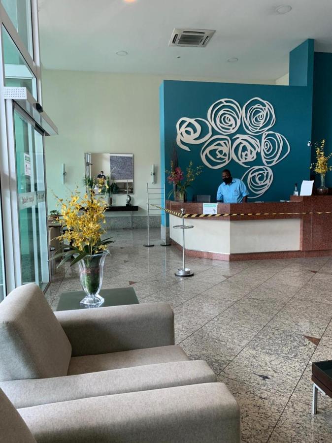 Flat Iate Clube Home Experience Praia Do Canto Vitoria Bagian luar foto