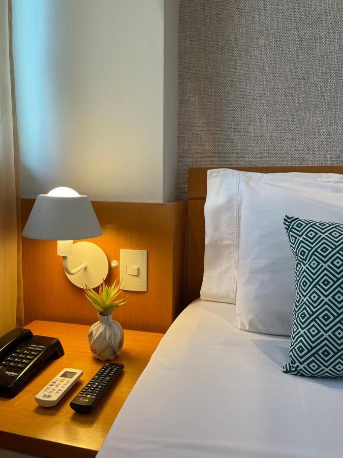 Flat Iate Clube Home Experience Praia Do Canto Vitoria Bagian luar foto