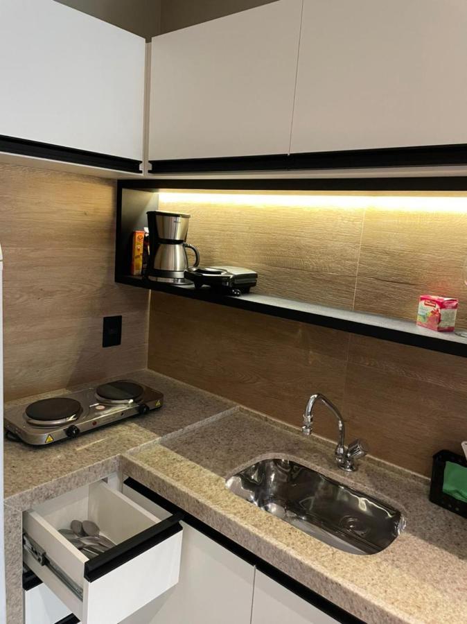 Flat Iate Clube Home Experience Praia Do Canto Vitoria Bagian luar foto